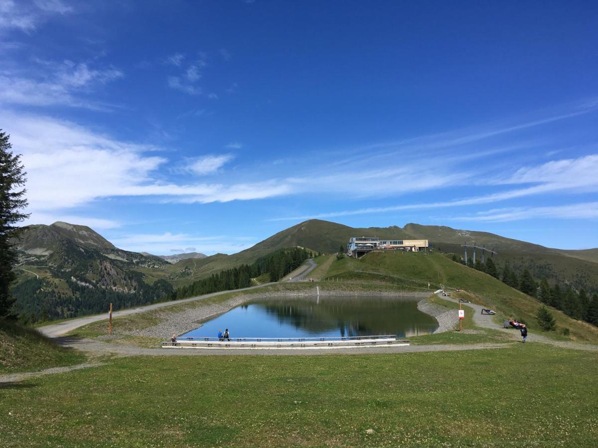 Appartement Kuhglocken Ferienhaus Fuenf Sinne Dobriach Luaran gambar